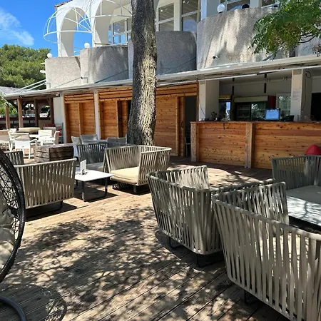 Holiday Pirovac * Pirovac