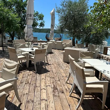 Holiday Pirovac * Pirovac