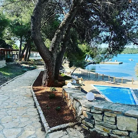 Holiday Pirovac Feriehus