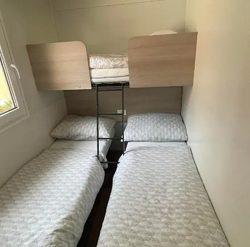 Holiday Pirovac Tatil Evi