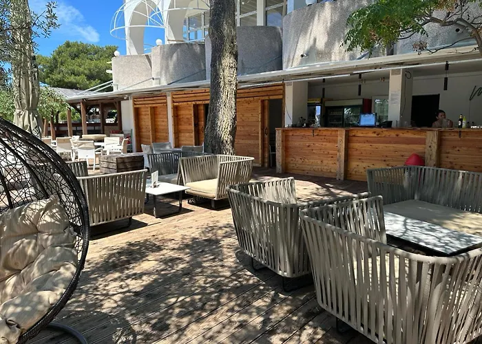 Holiday Pirovac * Pirovac