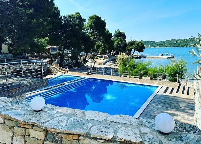 Holiday Pirovac Pirovac