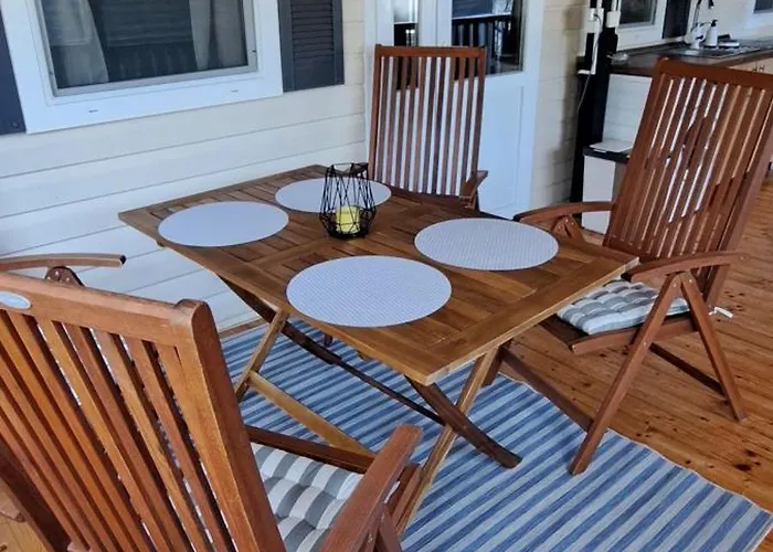 Holiday Pirovac Vakantiehuis *