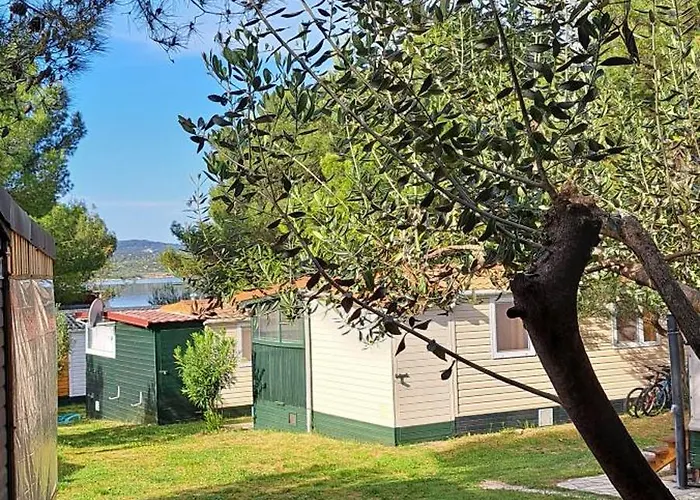 Holiday Pirovac Tatil Evi Pirovac