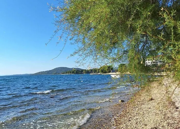 Holiday Pirovac Tatil Evi Pirovac