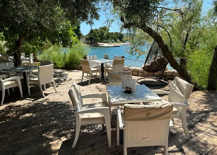 Holiday Pirovac * Pirovac