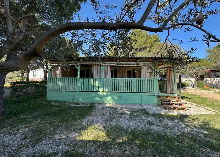 Holiday Pirovac * Pirovac